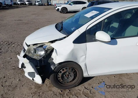 2012 Toyota Yaris Le z USA, uszkodzony, nr VIN JTDKTUD36CD515786